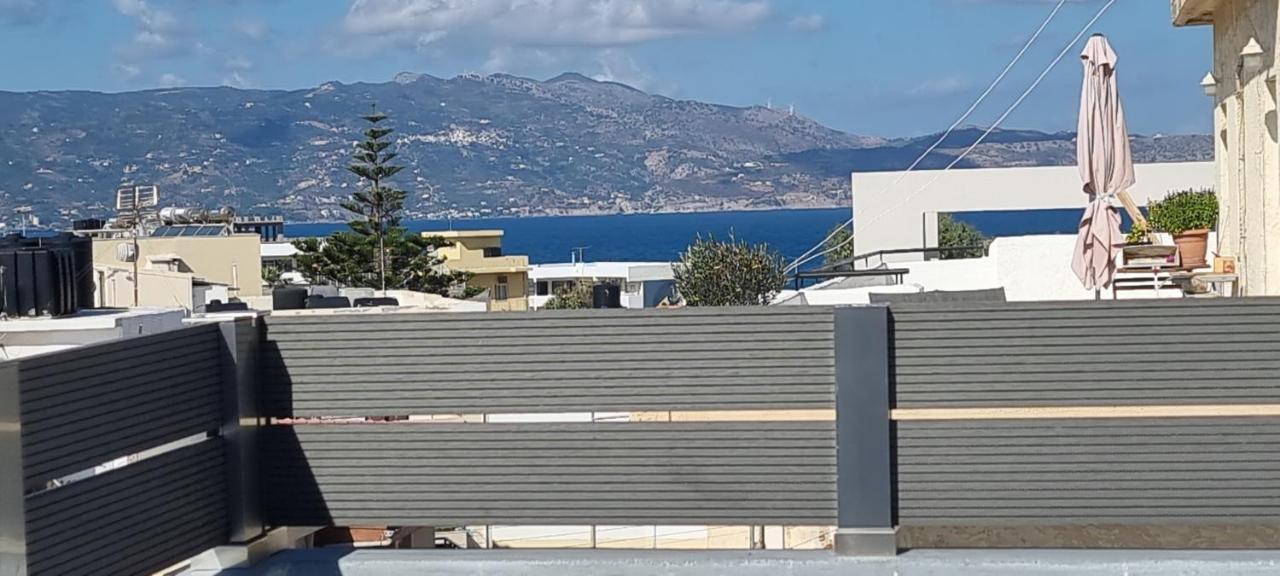 Bright & Modern Apt With View كاندية المظهر الخارجي الصورة